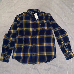 🔥NWT Hollister Blue and Yellow Plaid Flannel shirt SZ: M🔥